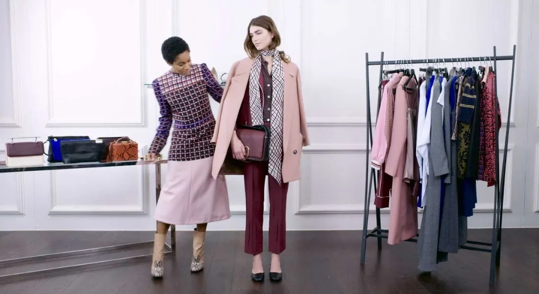 Fauxmoi fashion makes styling easy with minimal, versatile, and comfortable outfits. Build a timeless wardrobe that looks stylish without extra effort!